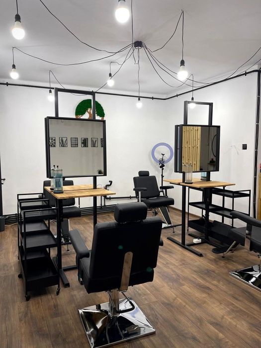 Vand afacere la cheie