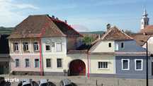 Casă cu istorie în inima Dumbrăveniului – 15 min. de Sighisoara!