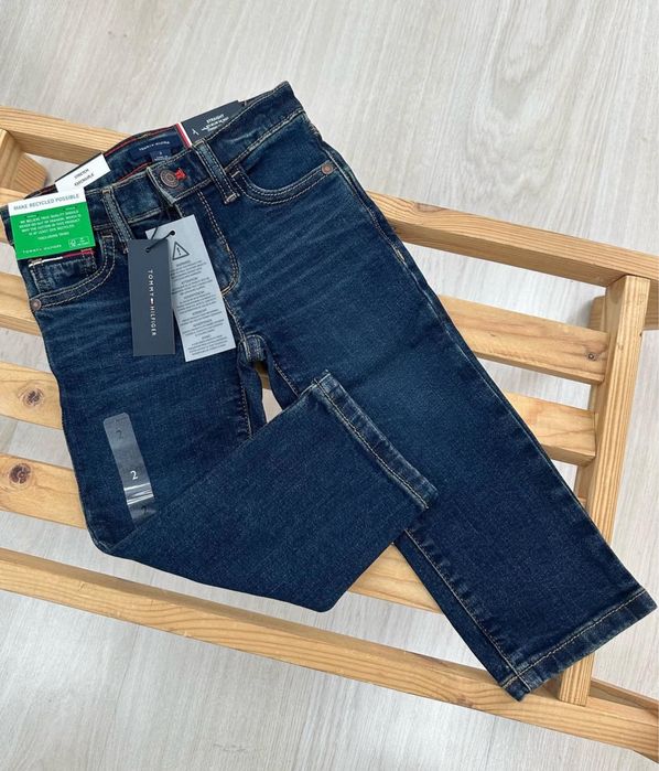 Джинсы от Tommy Hilfiger