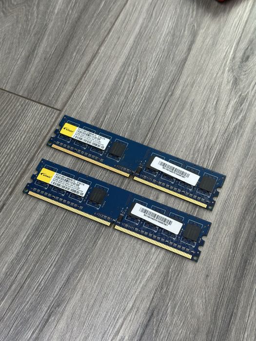 Memorie Ram 2x512MB DDR2
