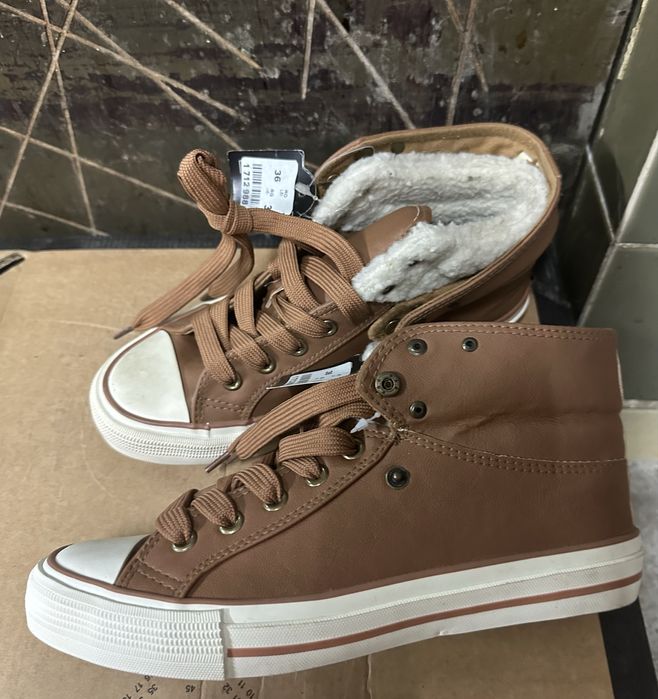 Зимни боти, ботуши ZARA, Massimo Dutti, Diesel, Replay,& Other Stories