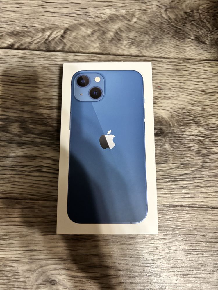 Продается Iphone 13