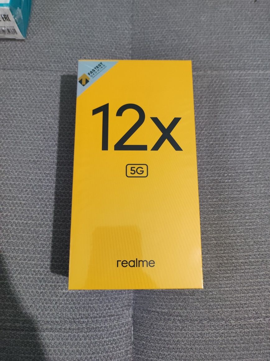 Телефон Realme 12 X НОВ