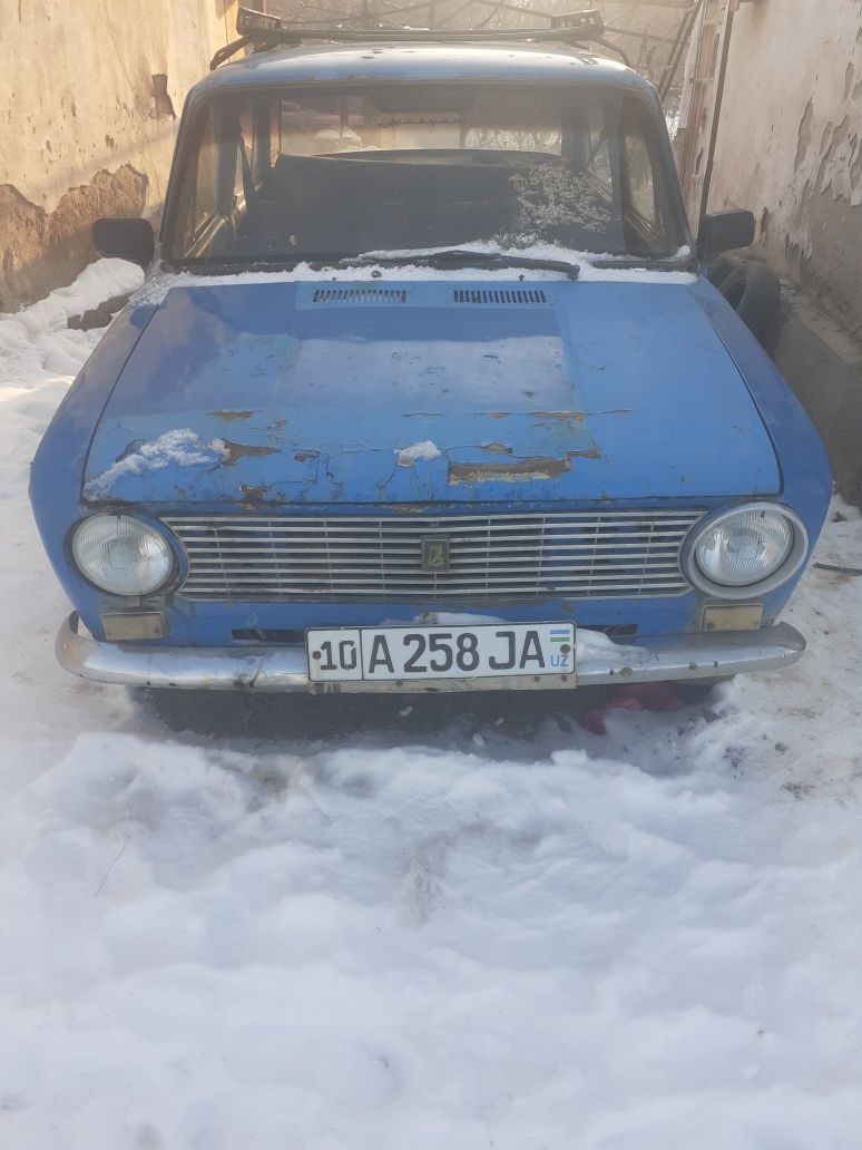 VAZ 2101 sotiladi