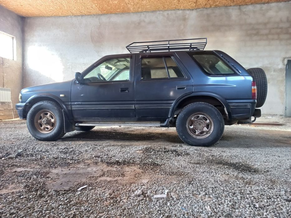 Продам джип  опель франтеро А об 2.2 бензин