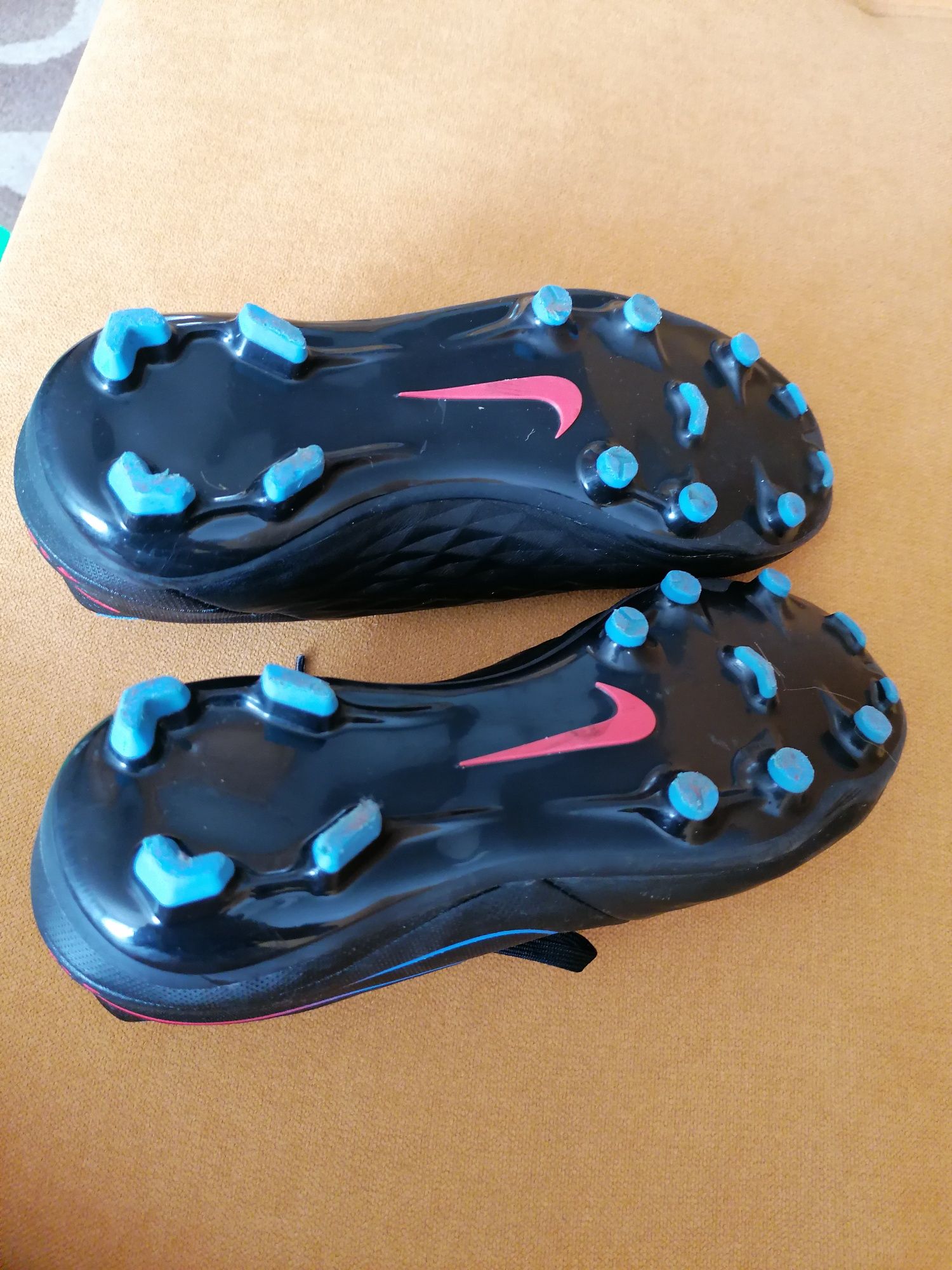 Футболни бутонки "Nike"