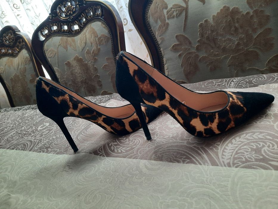 Zara туфли 36 размера