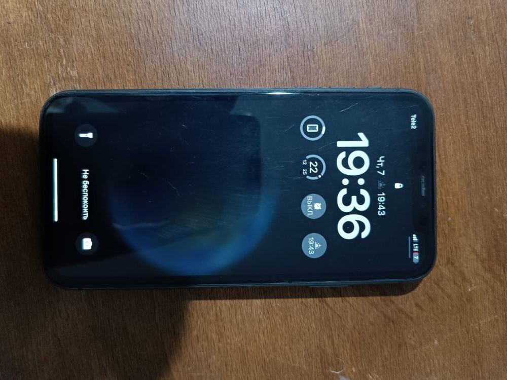 Айфон 11 в черном цвете 128 гб