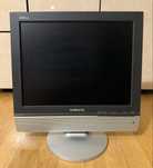 Televizor LCD Samsung 15” fara telecomandă – funcțional