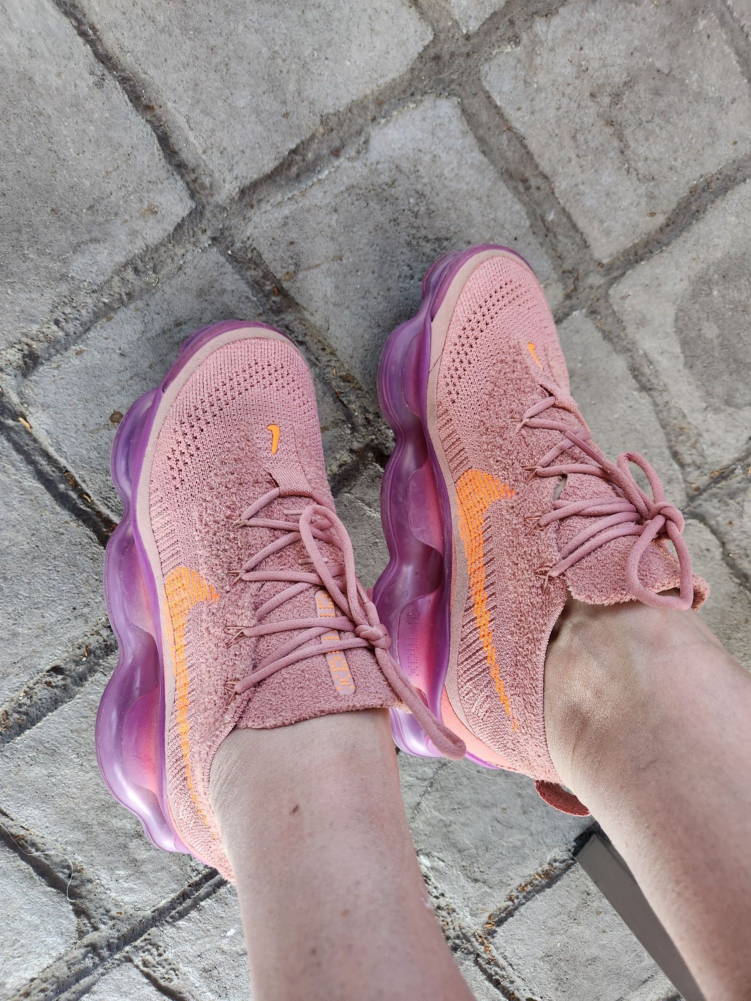 Nike маратонки, носени много малко!