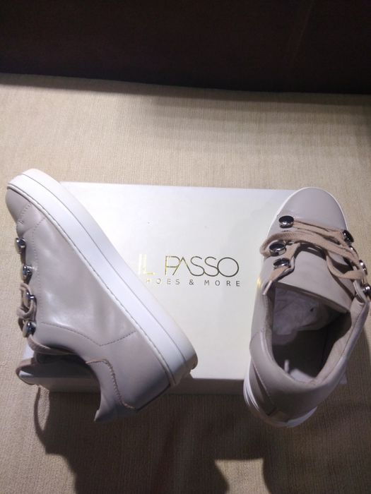 Pantofi drumeție, sport. ÎL PASSO