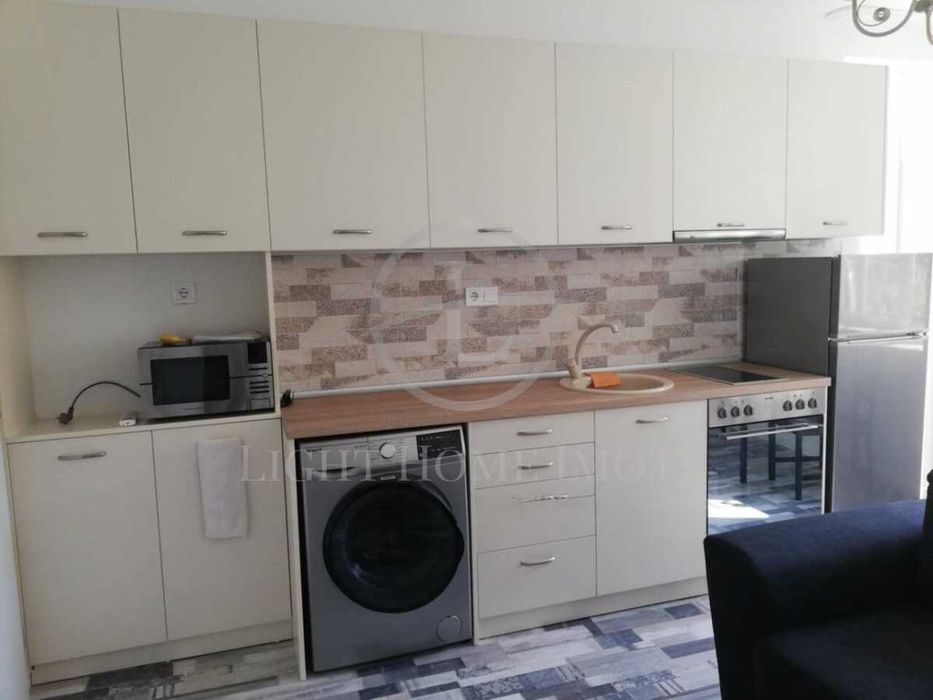 Продава се Двустаен апартамент в Пловдив, Център - 60 кв.м за 2867 €/кв.м - Снимка #3