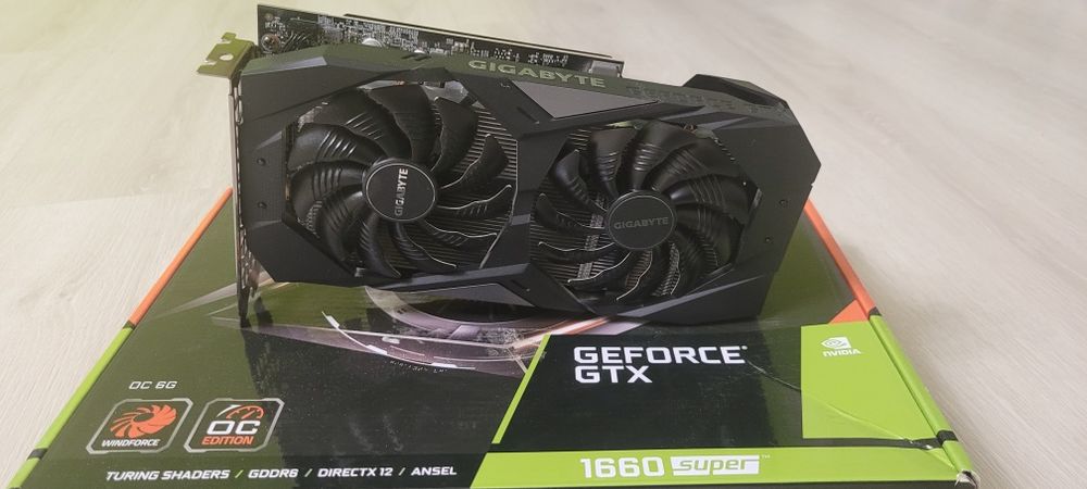Vând  gtx 1660 super