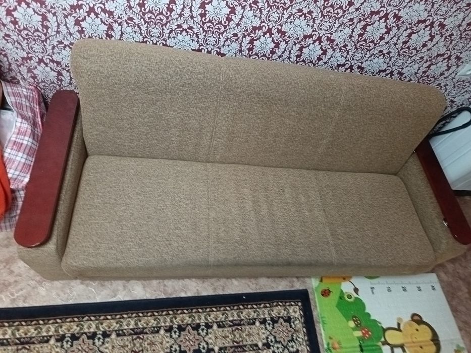 Продаём диван, хороший