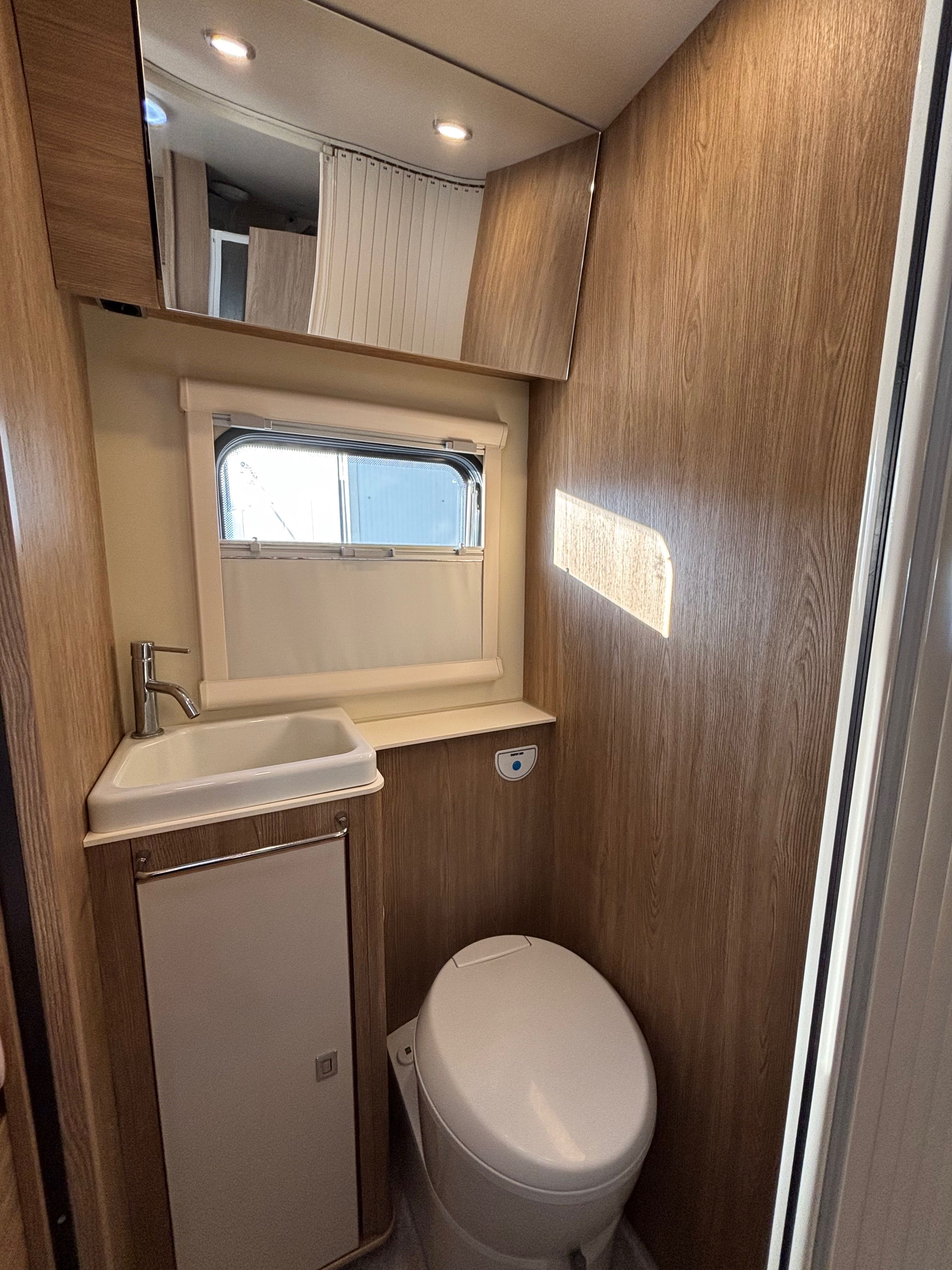 Кемпер Rimor Seal 95Plus