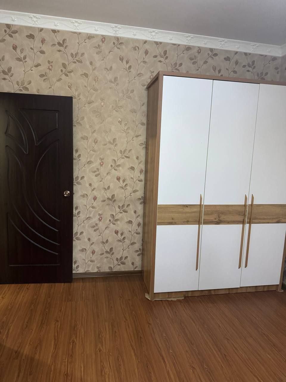 Юнусабад-4 , Сдаётся квартира