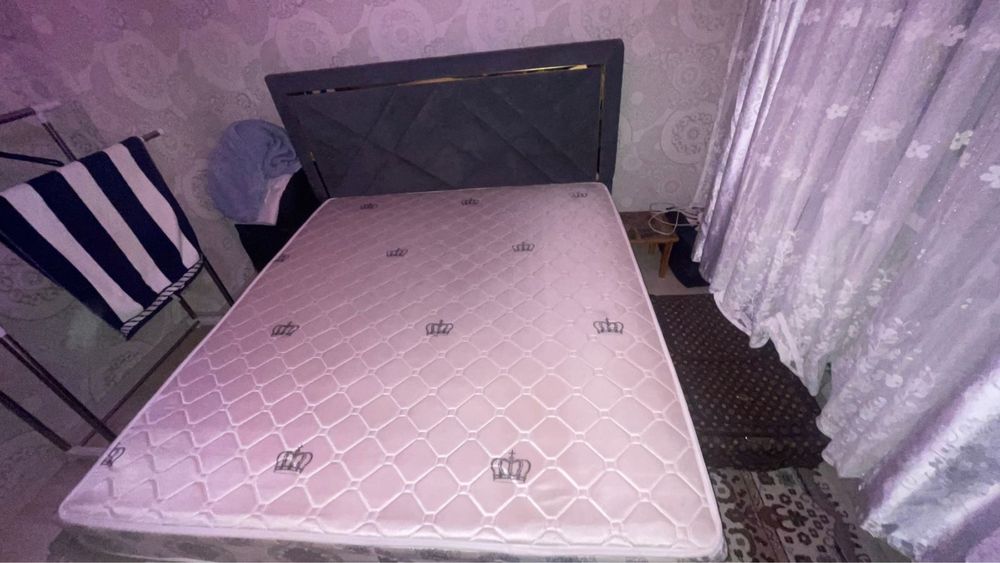 Продаю кровать 160*200
