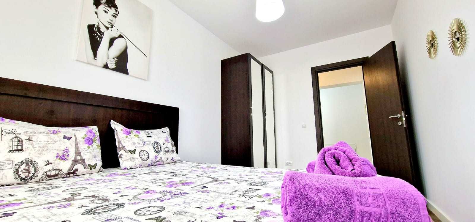 Cazare Regim hotelier Apartamente 1,2,3  camere Palas Mall centru Iasi