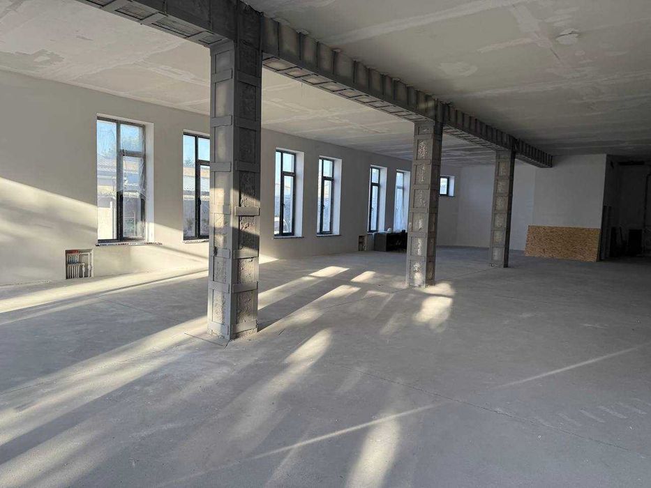 Сдается в аренду помещение 1-этаж, 375м2, ул Ахмада Даниша 19.