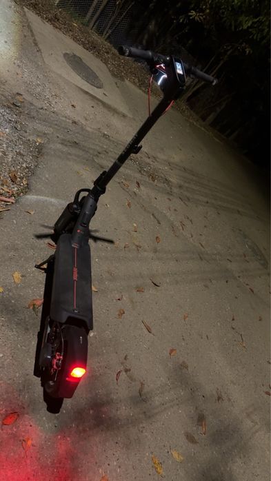 Trotinetă electrică Ninebot Max G3