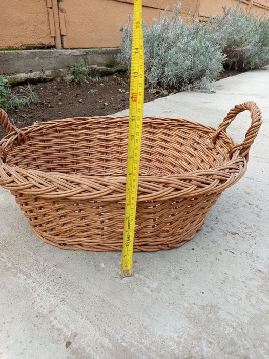 Cos impletit din nuiele ( 1 singur coș)