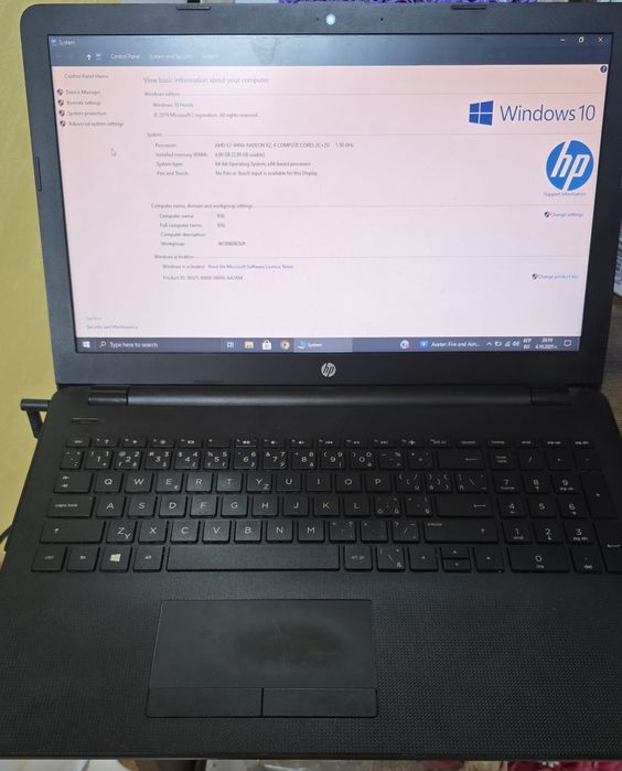 Лаптоп HP 15.6 - 4 ram hard 256