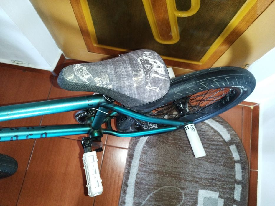 Vând BMX Subrosa