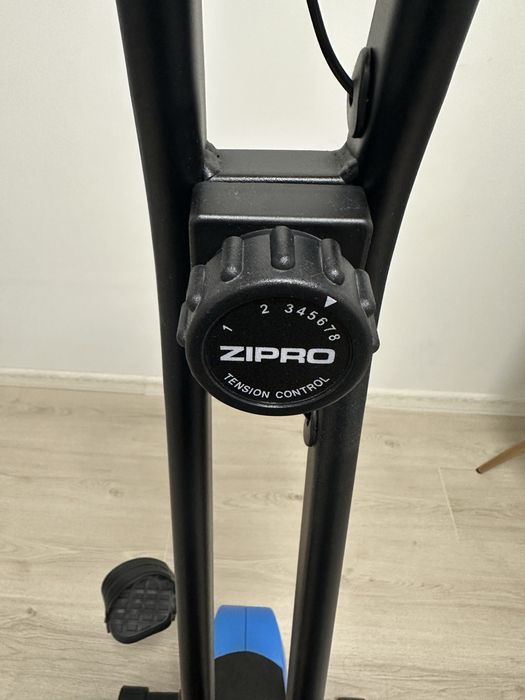Фитнес магнитен велоергометър - Zipro Future Х