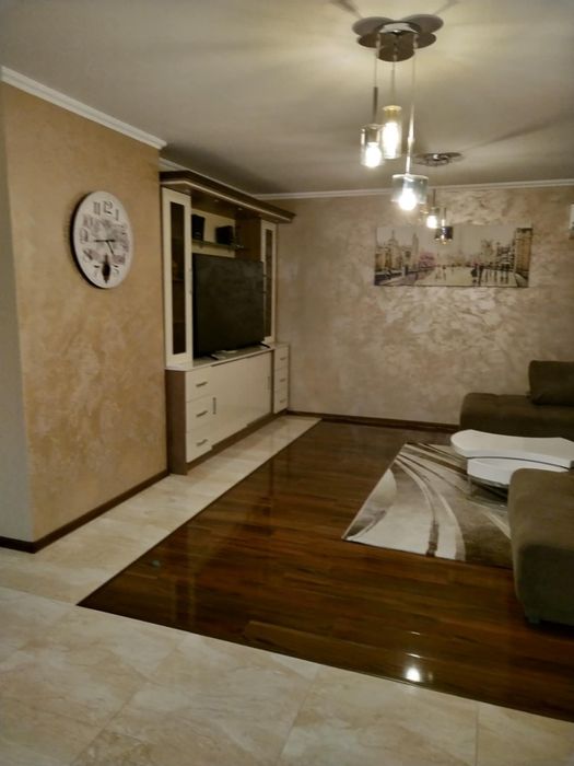 Продава се Тристаен апартамент в Бургас, Сарафово - 116 кв.м за 1983 €/кв.м - Снимка #7