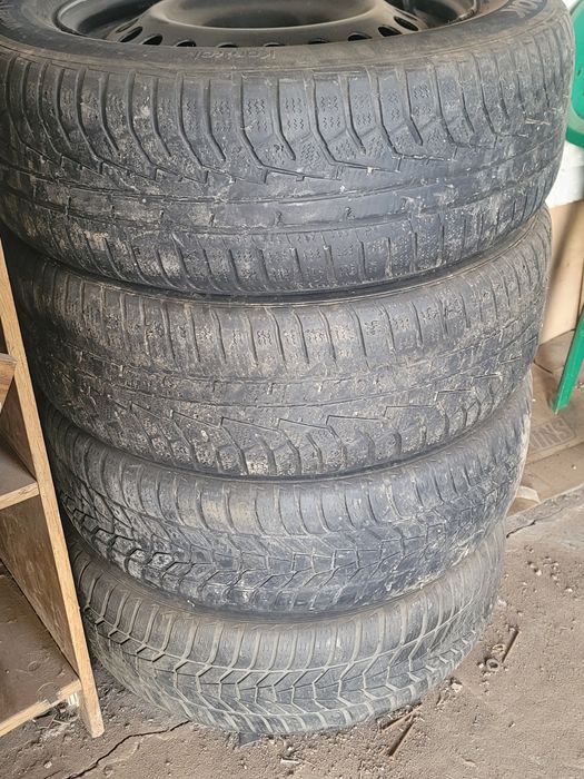 Продам срочно 225/ 60 R17