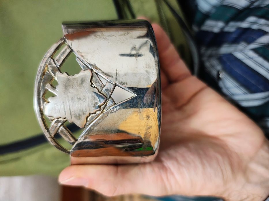 Suport metalic vintage pentru pahar/cească, decor