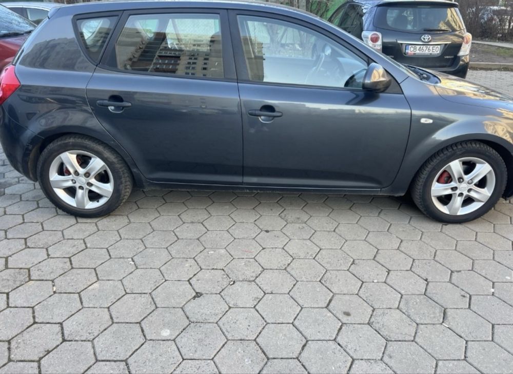 Kia Ceed 1.6 CDI – 2008 г.