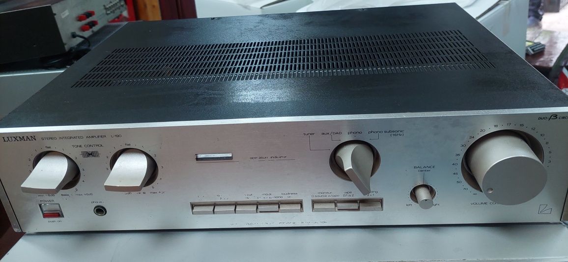 Усилвател Luxman L-190