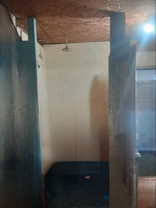 Продавам стара  къща