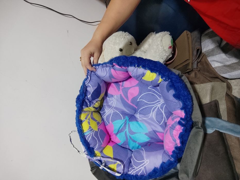 Лежанка для ваших любимцев в наличии а также есть доставка