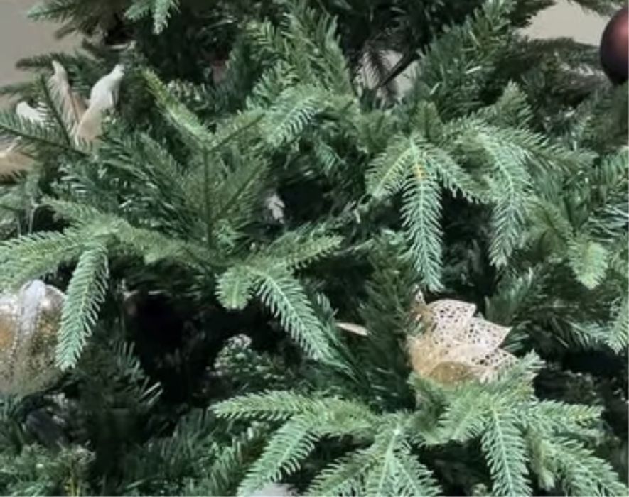 Продам искусственную ёлку