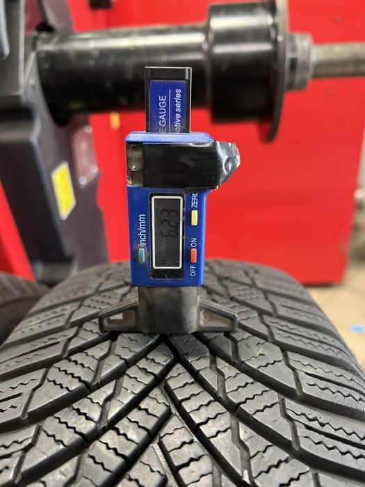 Зимни гуми 195/65 R15  2бр. Firestone