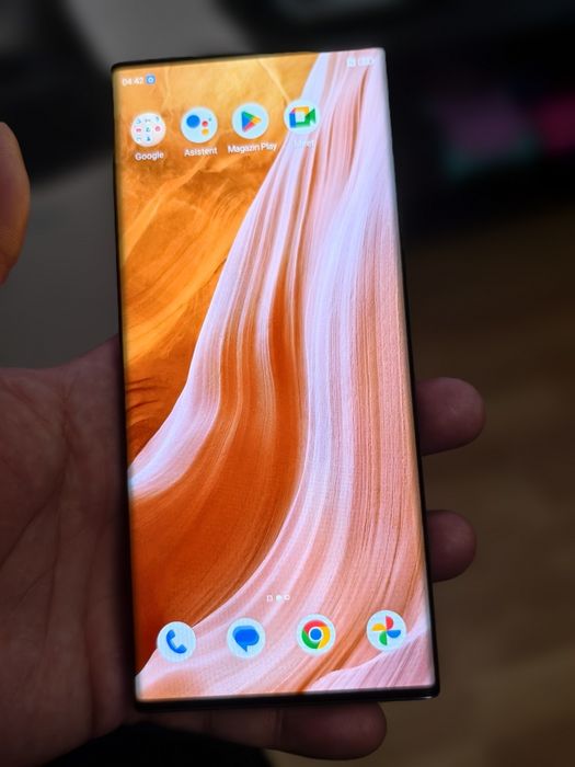 Vând sau Schimb Zte AXON 40 ULTRA