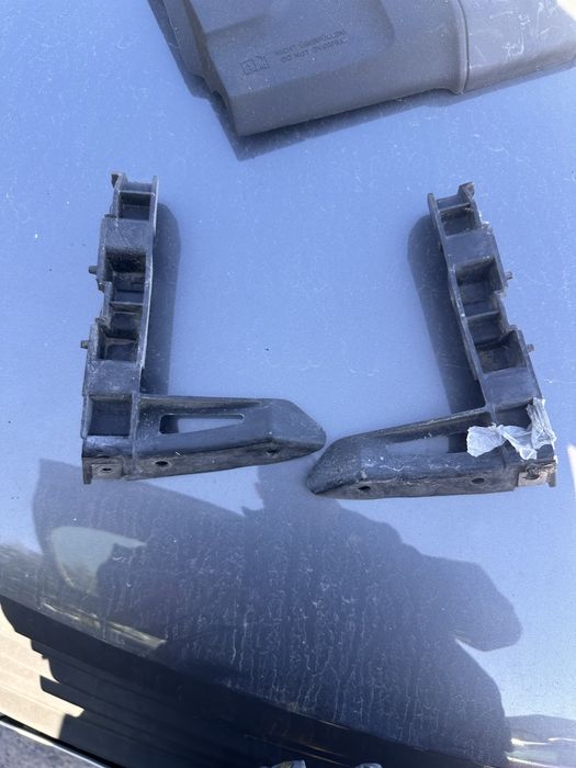 Държачи за предна броня ауди тт / audi TT 8j