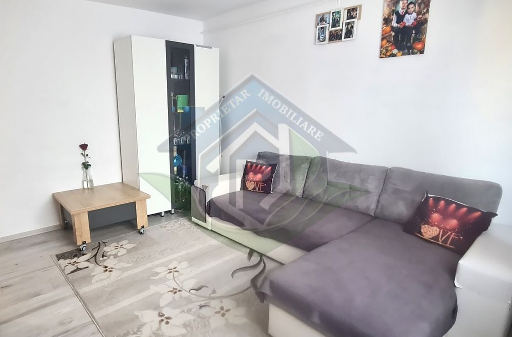 De vânzare: Apartament 3 camere cu loc de parcare – Brașov,