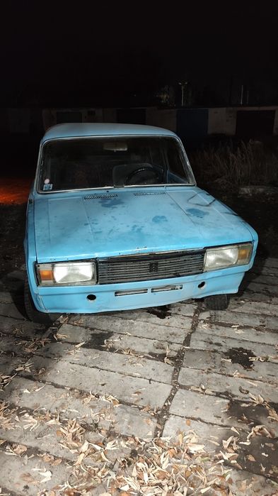 Ваз 2105 заводится едет