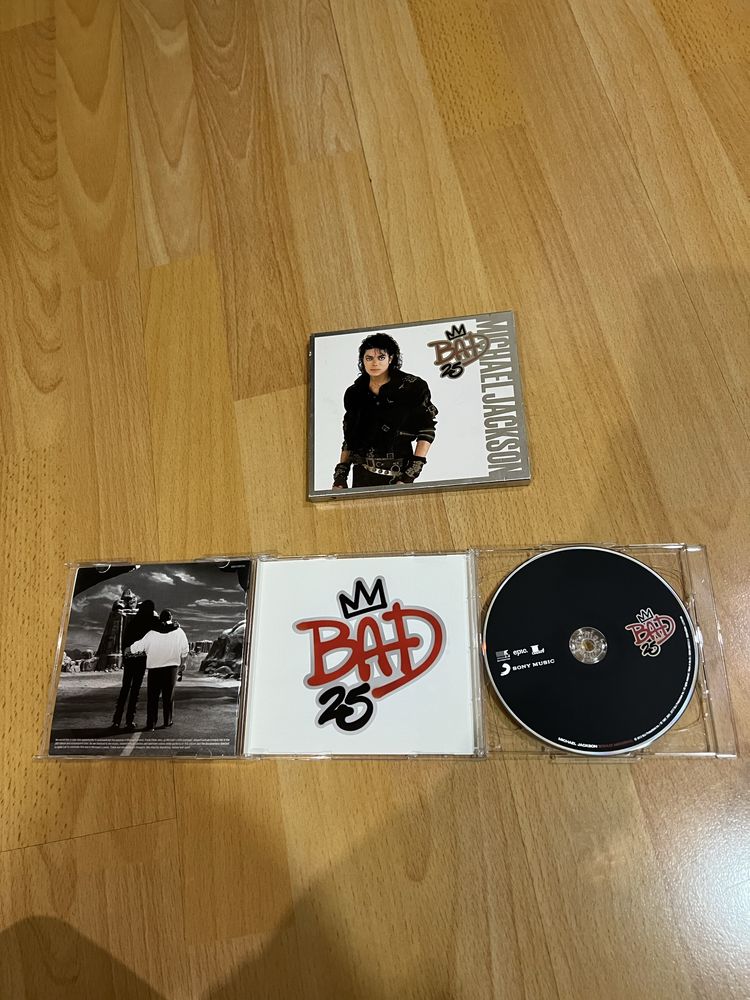 Оригинални CD дискове с музика