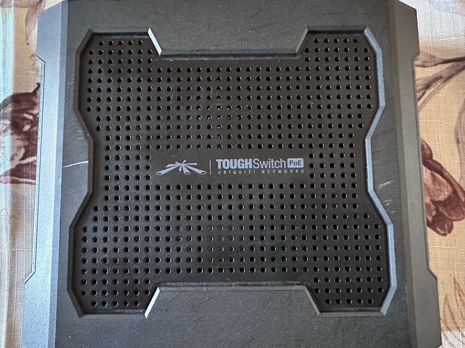 Ubiquiti TS-8-PRO gigabite управляем POE 24/48V switch