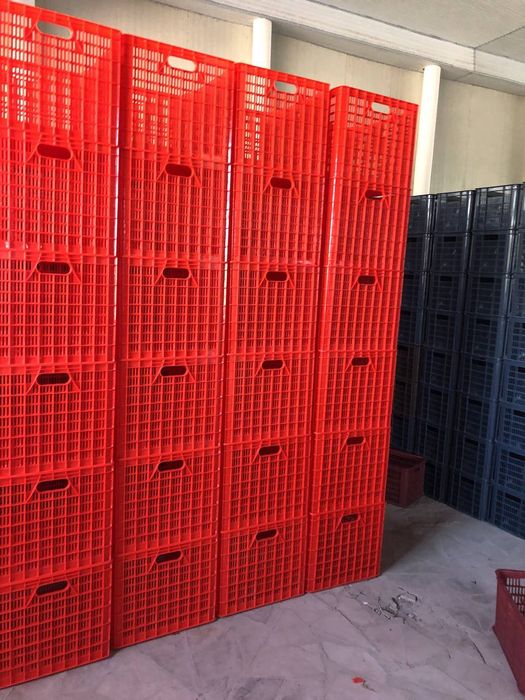 Ящик Пластмассовые ящики вместимостью 25 и 50 кг