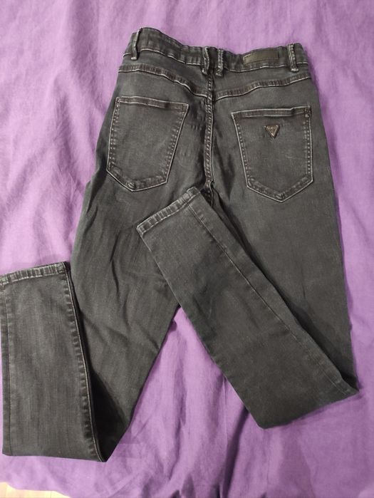 Детски дънки Guess, детски клин Nike