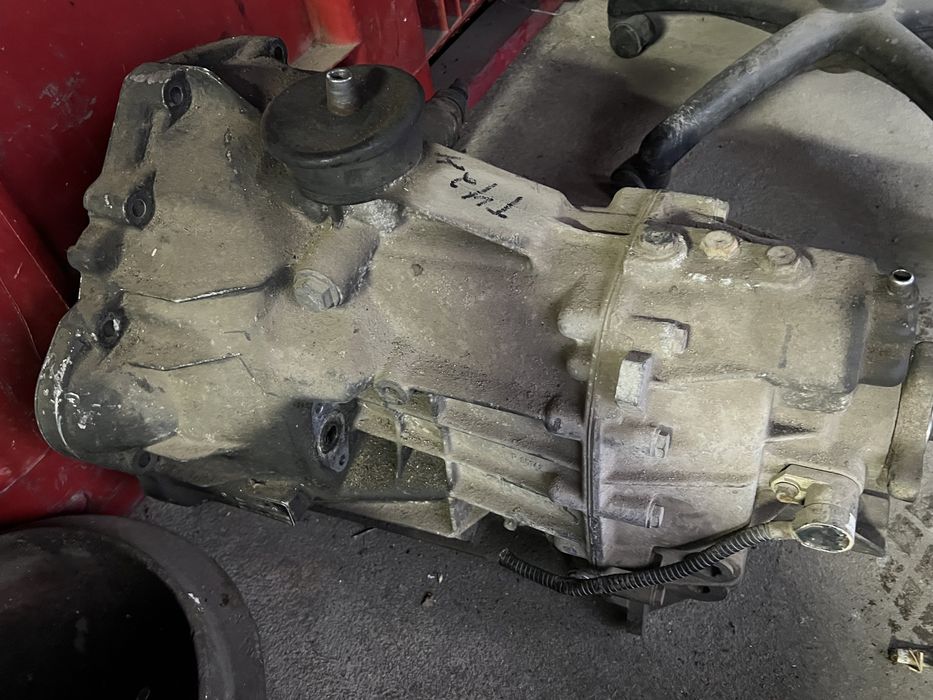 Скоростна кутия за Volkswagen T4 2.4 дизел