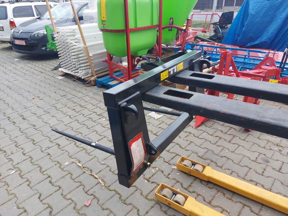 Furcă transport baloti incarcator frontal, prindere tip Euro