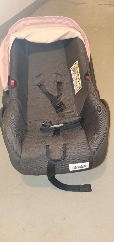 scoica nou nascut isofix