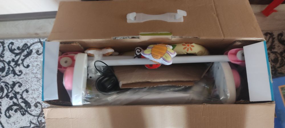 Продам электрическую качелю