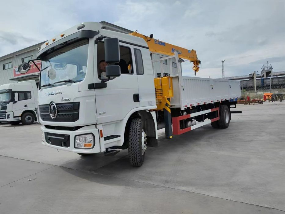 Манипулятор 6.3т L3000 4*2 Шахман аренда на длительный срок